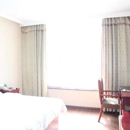 Greentree Inn Henan Kaifeng Gulou Square Express Hotel Exterior foto